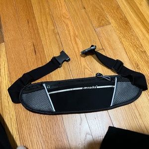 Running zipper money belt wallet (MBCS Box 1)